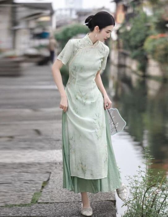 花鳥刺繍入り二層式チャイナワンピース