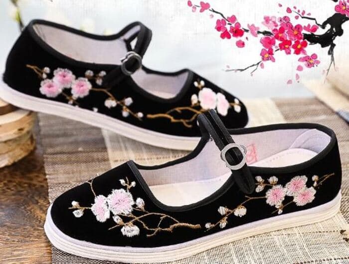 桜の刺繍が可愛いチャイナシューズ