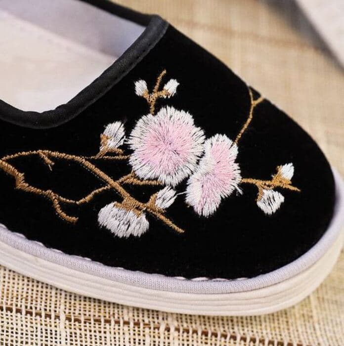 桜の刺繍が可愛いチャイナシューズ