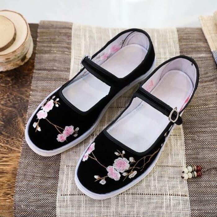 桜の刺繍が可愛いチャイナシューズ