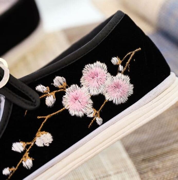 桜の刺繍が可愛いチャイナシューズ