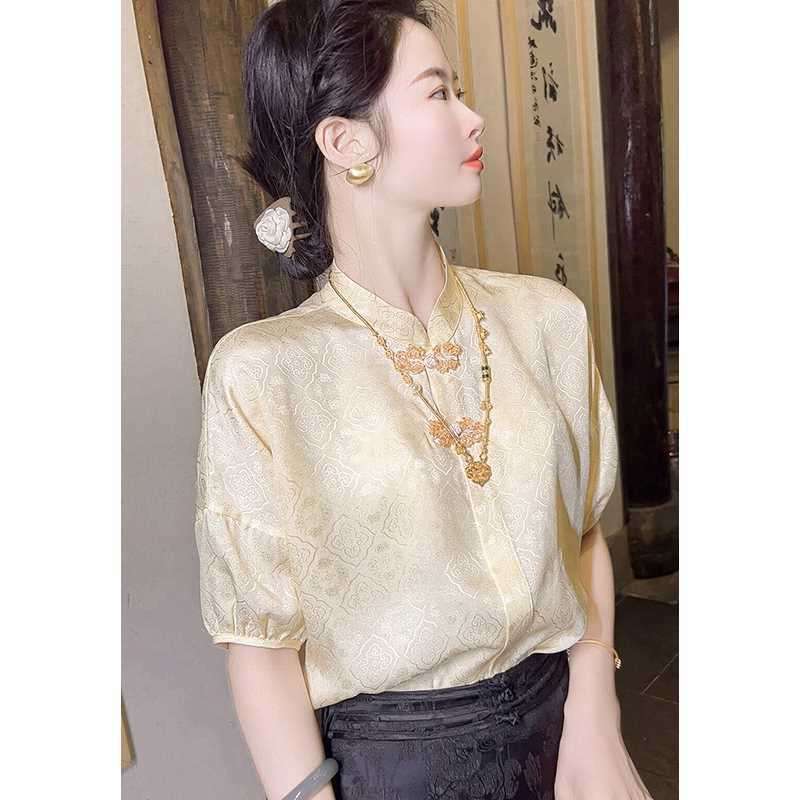 チャイナ服  優雅な刺繍入りチャイナブラウス