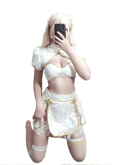 上品×セクシーを両立したチャイナ風コスチューム