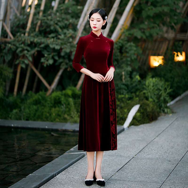 チャイナ服 優雅な花柄スリットチャイナドレス