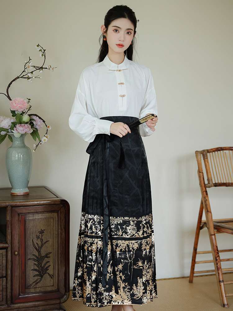 チャイナ服 華麗な刺繍入り巻きスカート