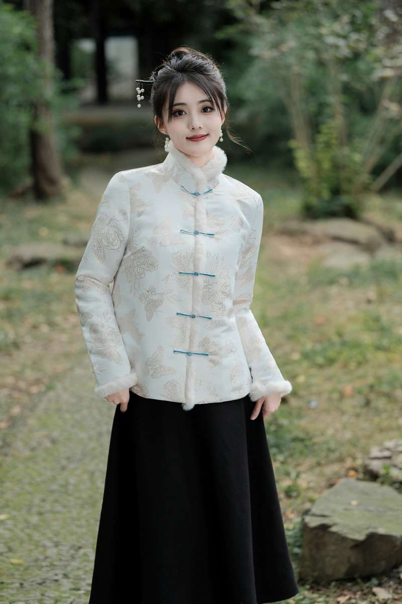 チャイナ服  蝶柄チャイナ風ジャケット