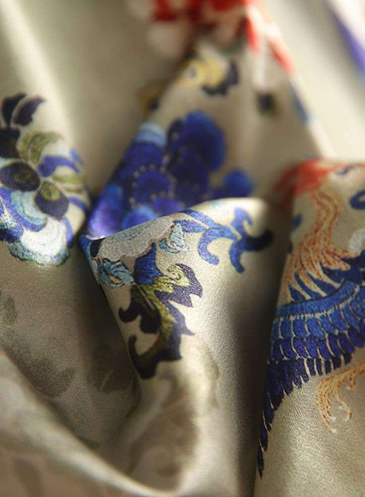 チャイナ服  花柄刺繍チャイナカラー半袖ブラウス