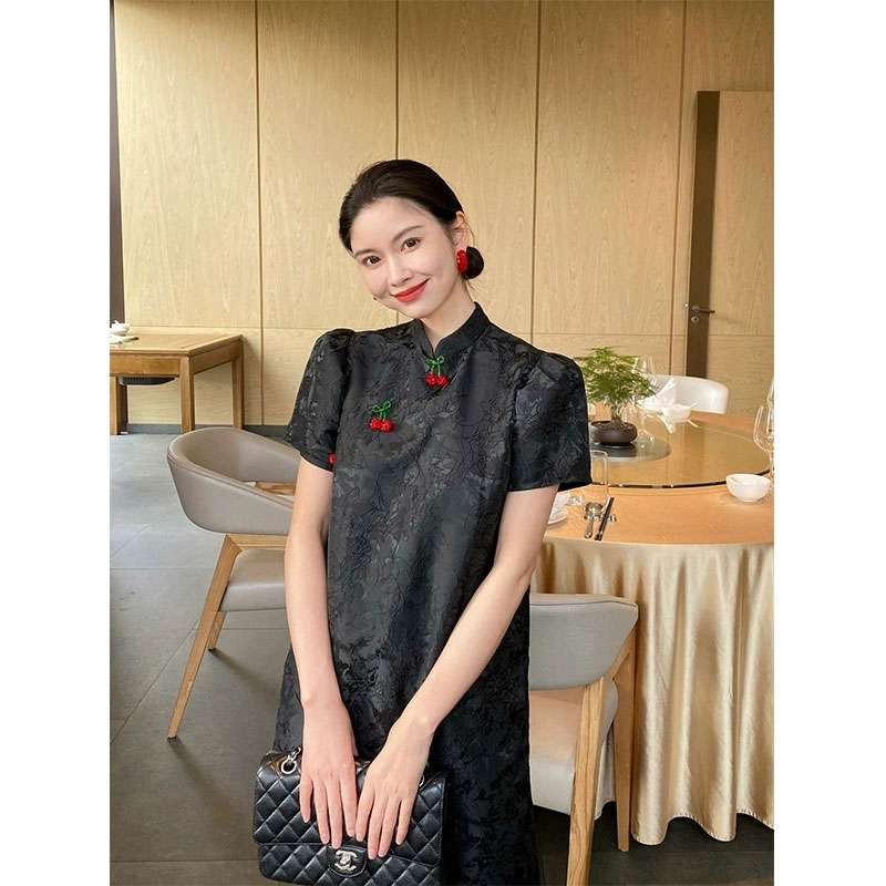 チャイナ服  チェリー刺繍入りチャイナカラーワンピース
