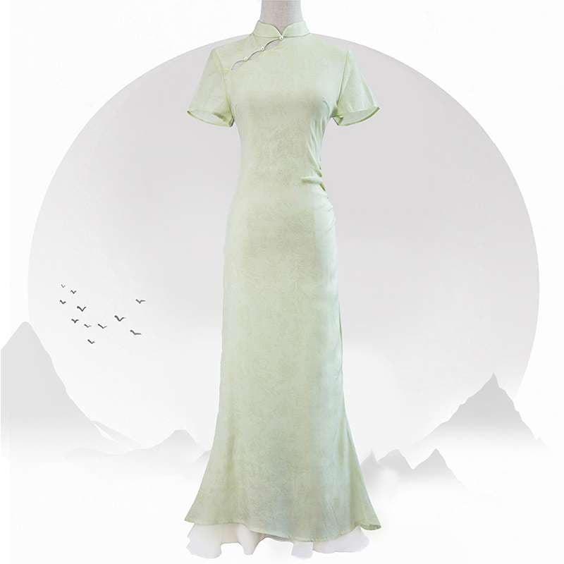 チャイナ服 高貴な女性のチャイナ風ロングドレス