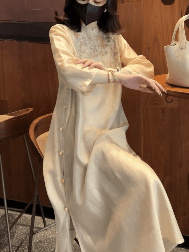 チャイナ服  刺繍入りチャイナ風ロングワンピース