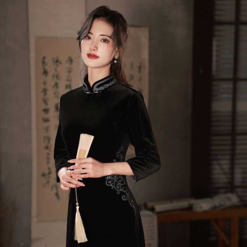 チャイナ服 優美な長袖チャイナドレス