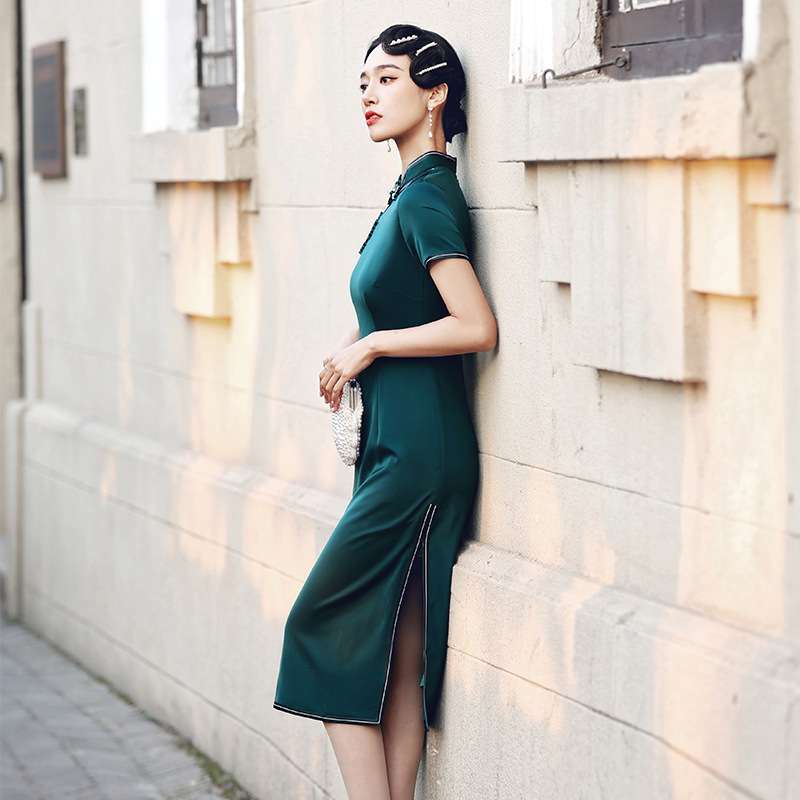チャイナ服 優雅な東洋風チャイナドレス