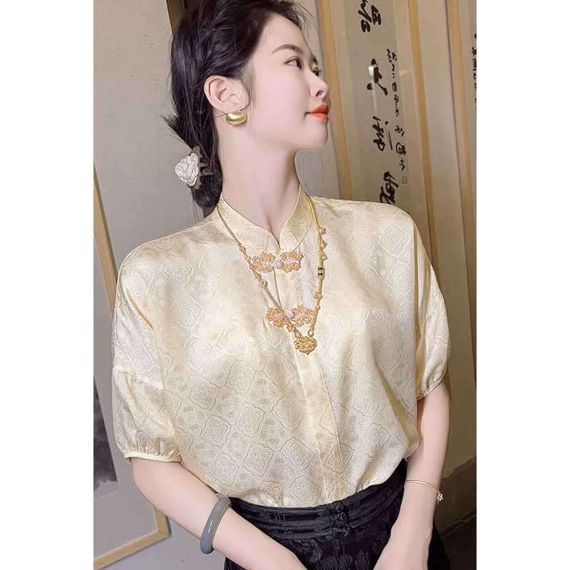 チャイナ服  優雅な刺繍入りチャイナブラウス