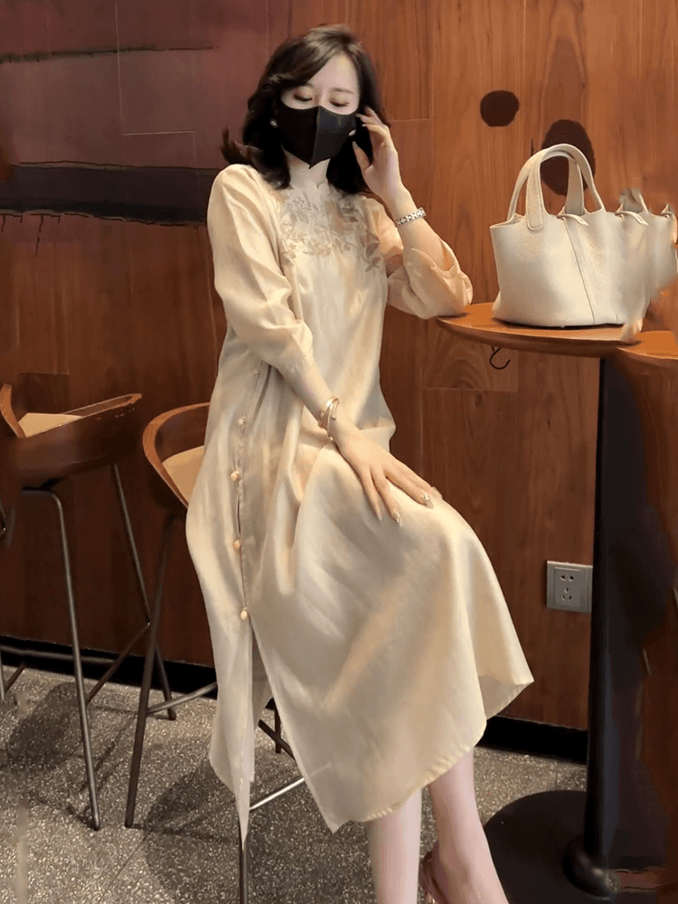 チャイナ服  刺繍入りチャイナ風ロングワンピース