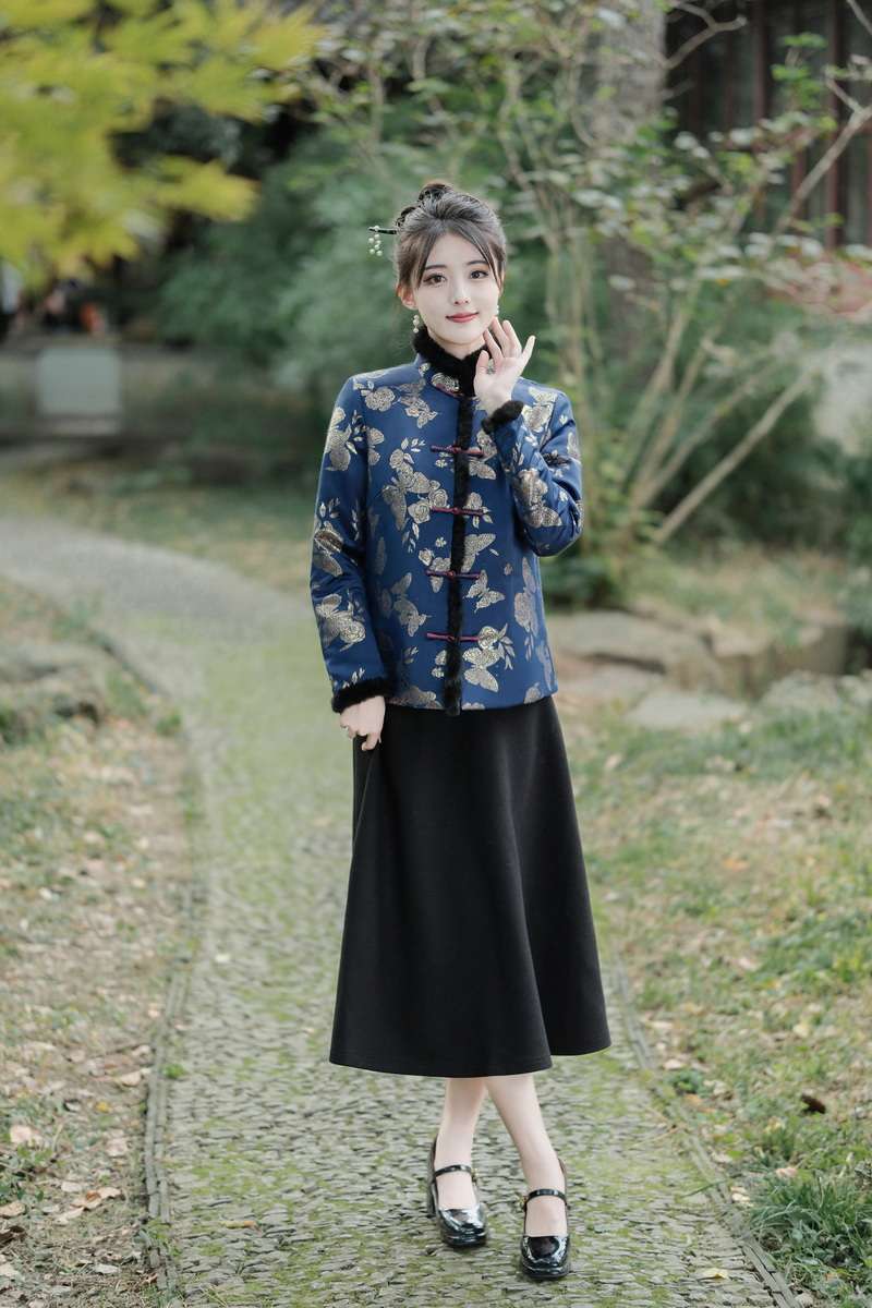 チャイナ服  蝶柄チャイナ風ジャケット