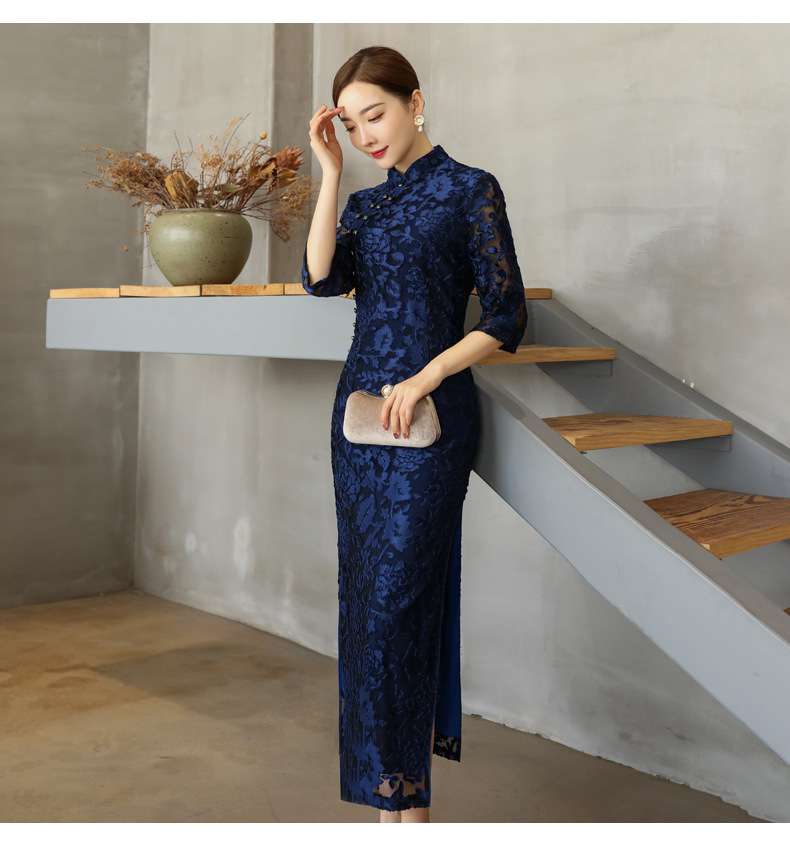 チャイナ服 エレガントな花柄刺繍チャイナドレス