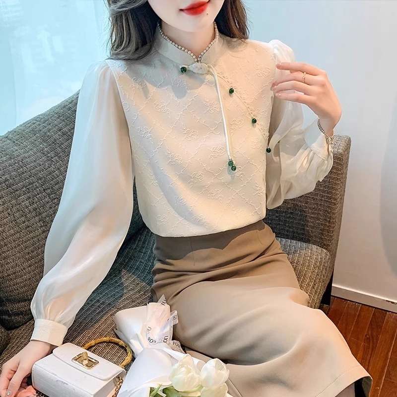 チャイナ服  刺繍入りシフォンチャイナカラーブラウス