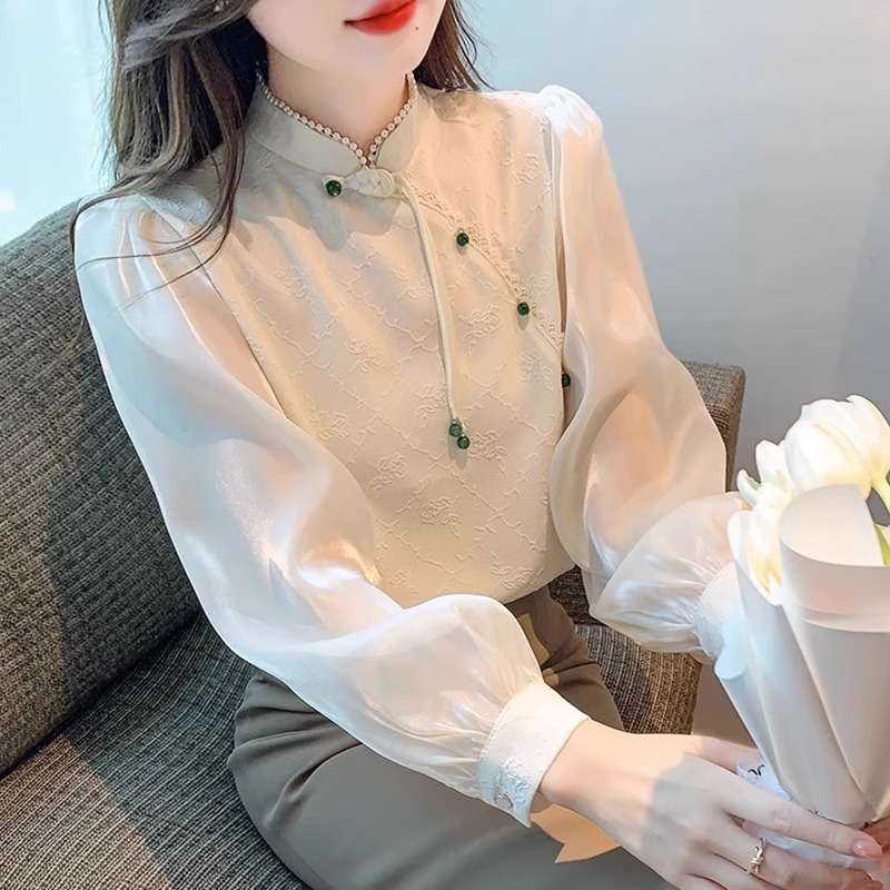 チャイナ服  刺繍入りシフォンチャイナカラーブラウス