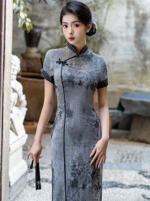 チャイナ服 ロング丈のタイトチャイナドレス