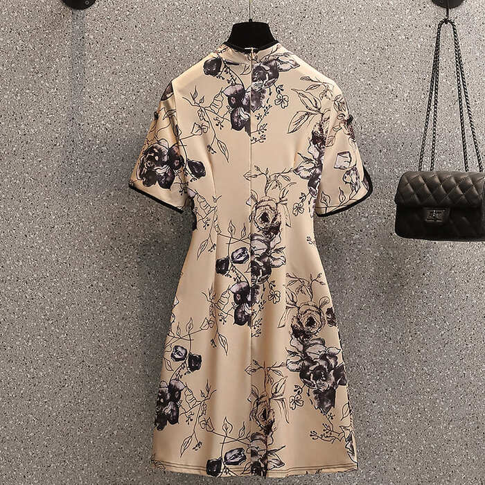 花柄刺繍チャイナボタン半袖ワンピース