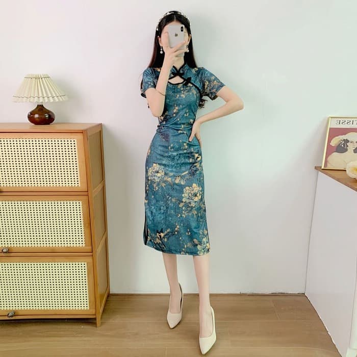 花柄刺繍ベルベット風チャイナドレス