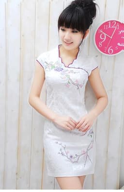 紫色のチャイナ服おすすめ5選!コスプレや普段着に映えるミステリアスな一着を