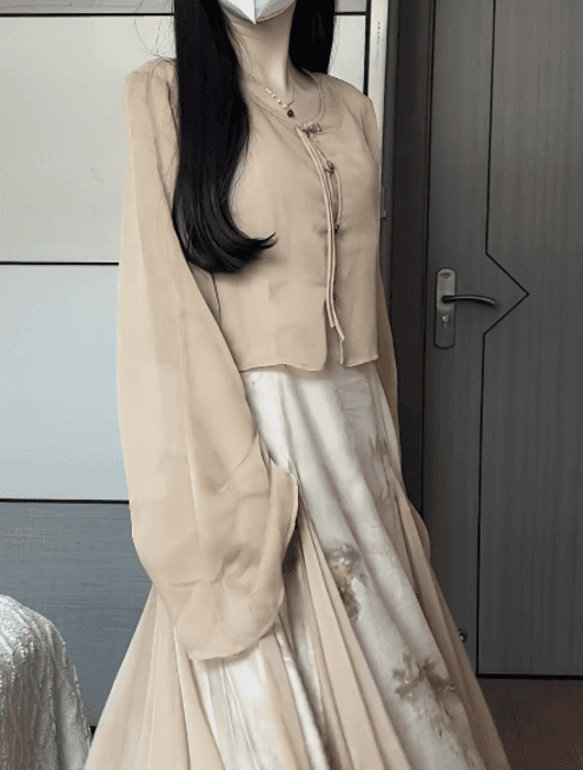 チャイナ服 フレアスリーブのベージュチャイナジャケット