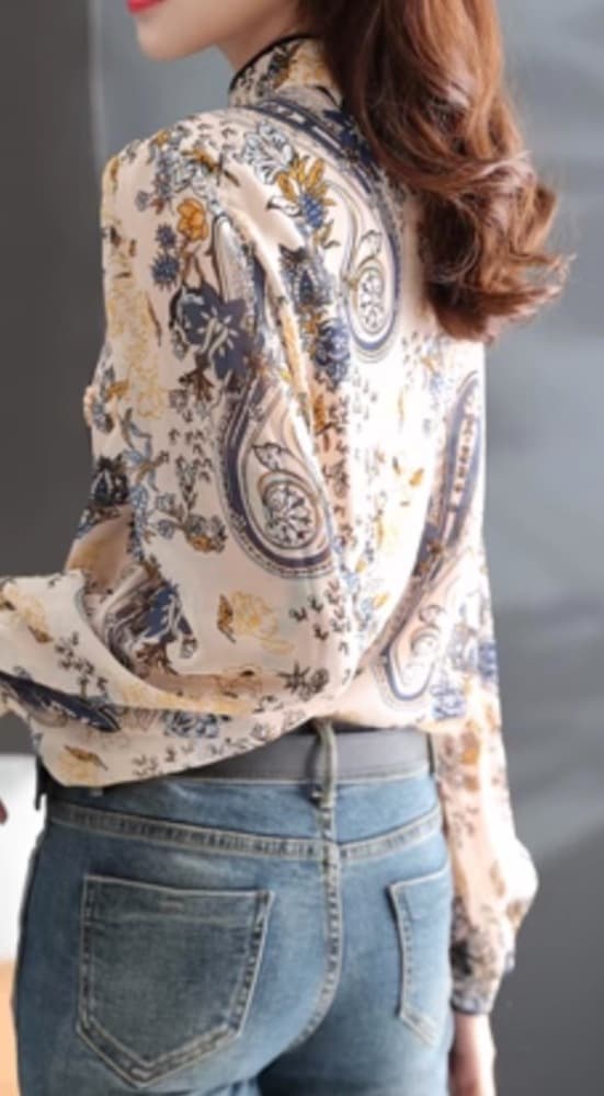 チャイナ服 おしゃれな花柄デザインのチャイナシャツ