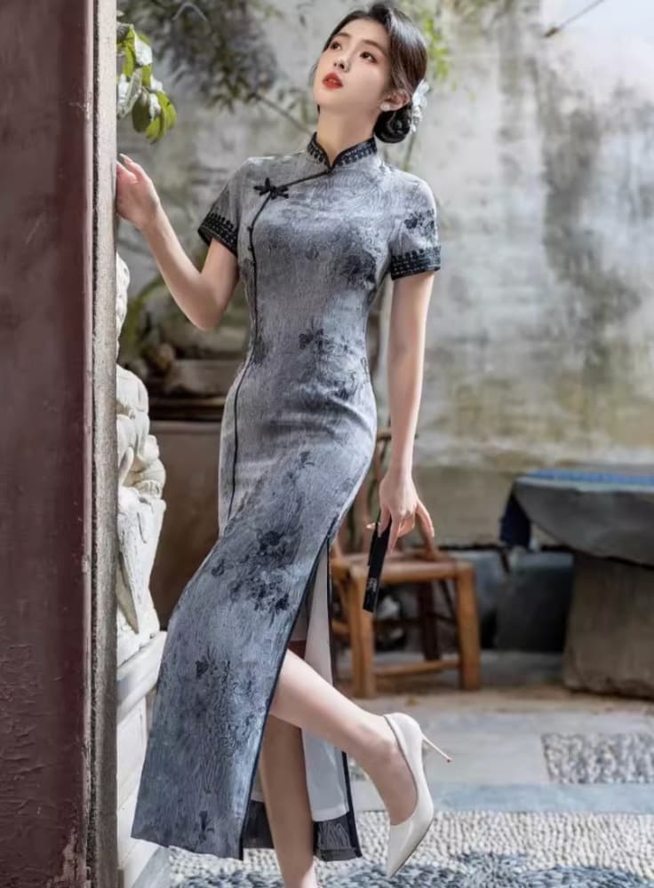 チャイナ服 ロング丈のタイトチャイナドレス