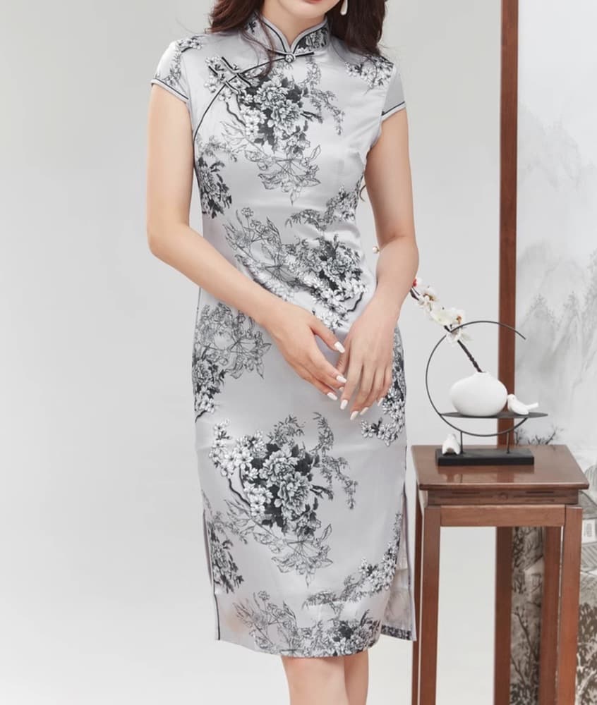 水墨画風花柄刺繍入りチャイナドレス