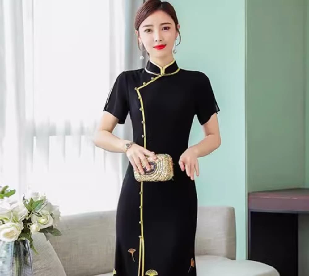 チャイナ服 レトロな手刺繍のチャイナドレス