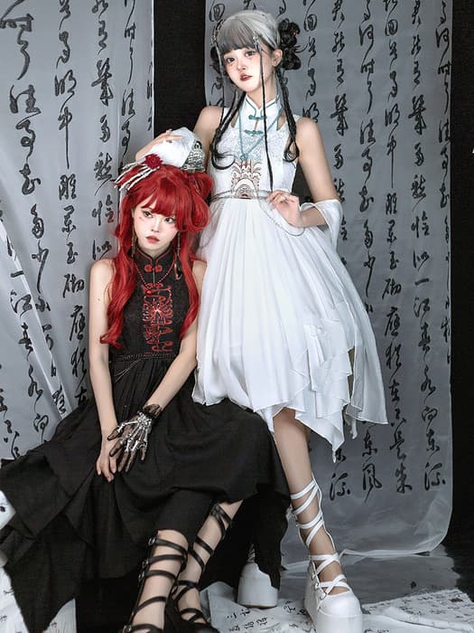 中華ロリータ 双子コーデ アシンメトリーワンピース ホワイト