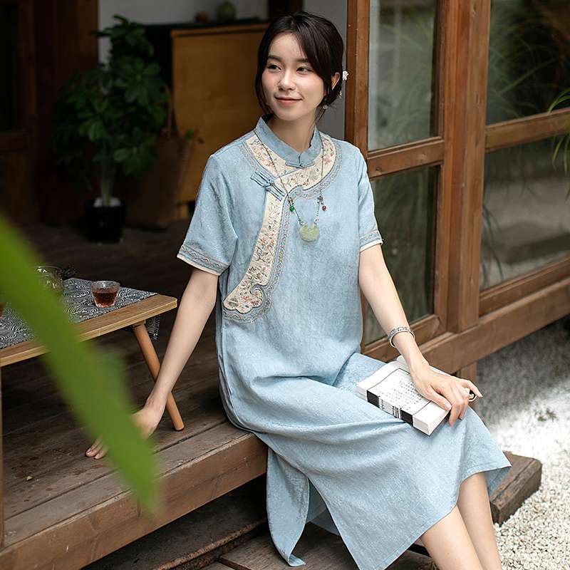 チャイナ服 水面刺繍のリラックスロングワンピース