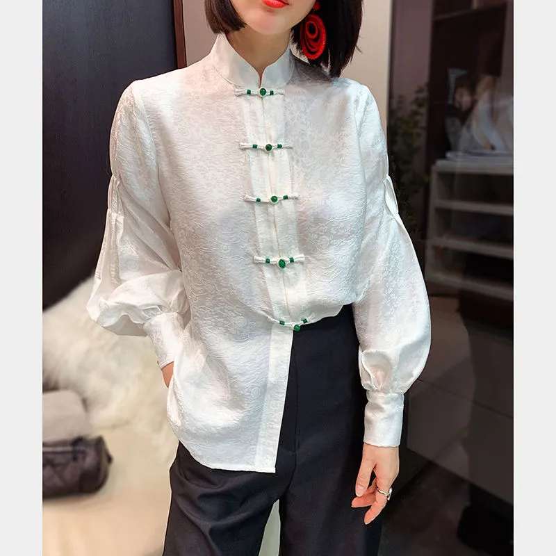 チャイナ服 東洋風デザインのシルク調ブラウス